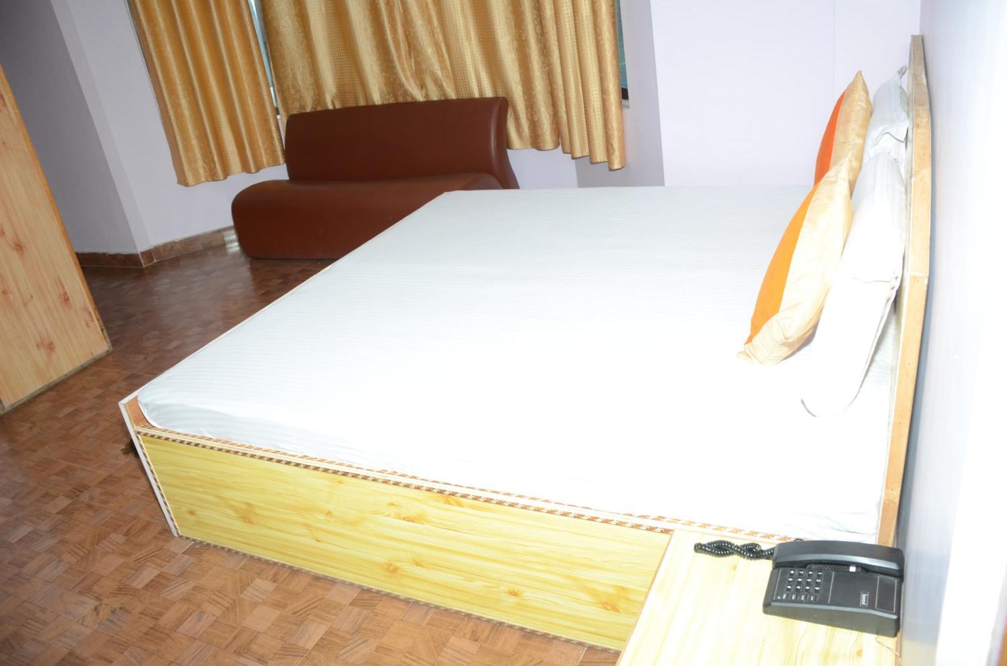 Hotel Alpine View Sarāhan Εξωτερικό φωτογραφία
