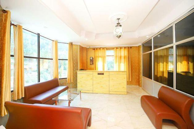 Hotel Alpine View Sarāhan Εξωτερικό φωτογραφία